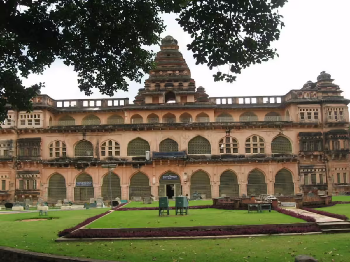 Chandragiri Fort & Palace